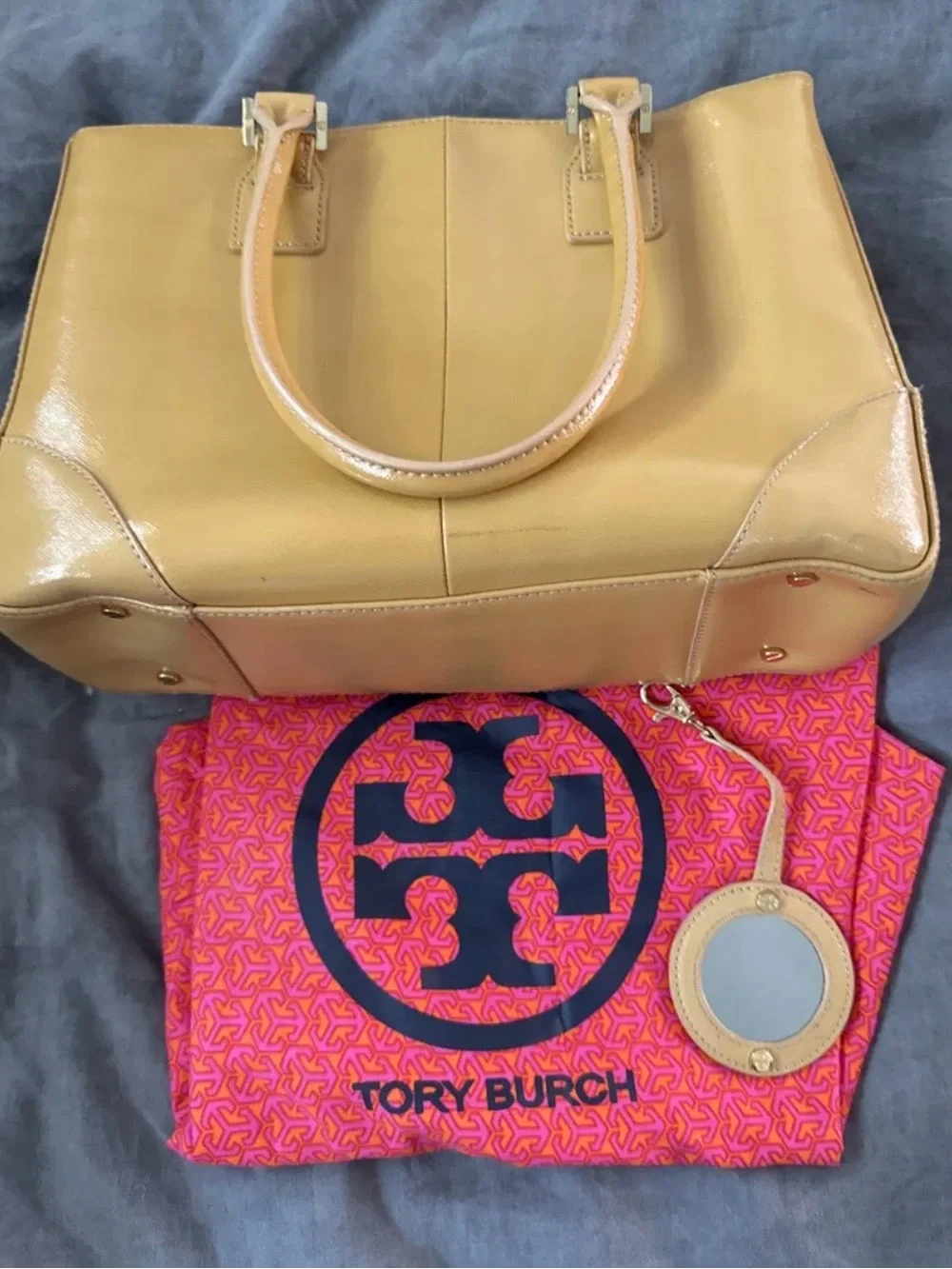 Tory Burch Robinson Tote in Camel Saffiano Leather—Includes Dustbag and Mirror